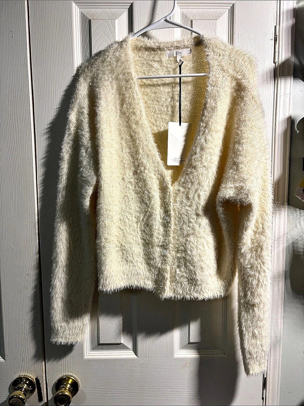 Klesis Fuzzy Button Front Cardigan in Cream Size Large NWT